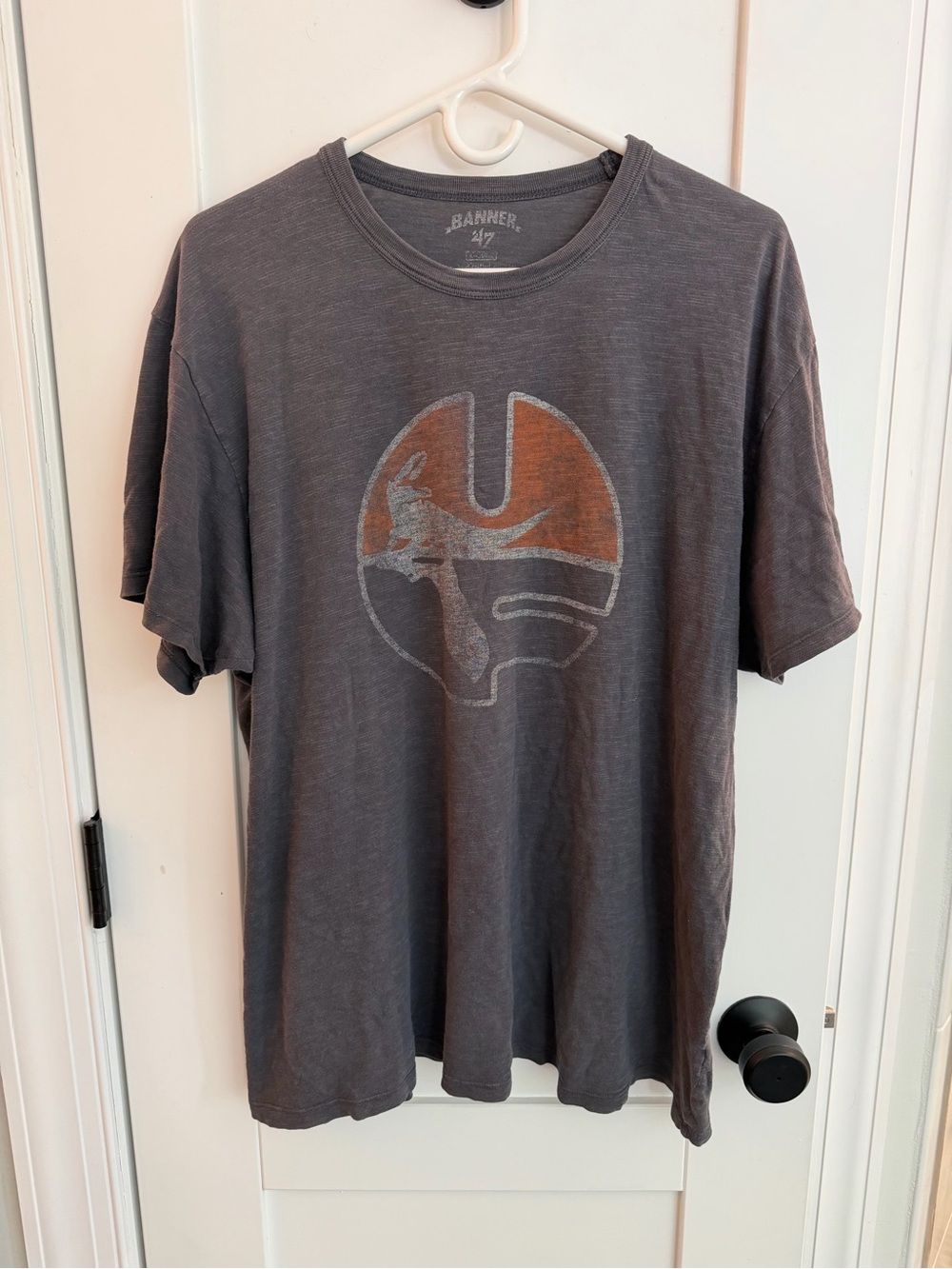 47 Men’s Navy Florida Gators Short Sleeve Tee with Rust Graphic